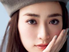 マットな影色がキーの「ネオグラデ」で立体感増し！抜け感ありのデカ目メイク