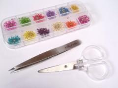 簡単かわいいドライフラワーネイルのやり方 リアルな押し花が春らしい♡