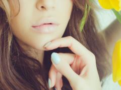 休日だけでもオシャレしたい！マニキュアで春色カラーに挑戦♡