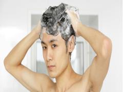 髪の毛、正しく洗えてますか？医師が教えるシャンプー時の抜け毛対策