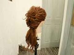 一度覚えれば2通りのヘアスタイルを楽しめる！ オシャレな2WAYパーティーヘアアレンジ