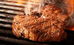ステーキ店「J.S. STEAK STAND KAMAKURA」鎌倉に誕生　“揚げ焼き”＆ソースが美味しさのカギ