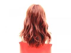 秋直前！オトナ女子向けヘアカラーには、心躍る愛されコーラルピンクがオススメ!!