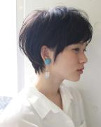 短髪だからこそ叶う髪型がある！あなただけの個性が際立つスタイルのHOWTO