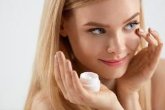 時短スキンケアだけじゃない！オールインワンジェルの活用法3つ