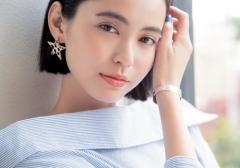 オフィスにも◎！ トレンドのベージュオレンジリップで上品な女性に変身！