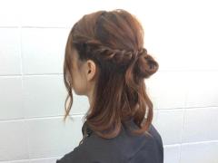 たったの3分で色っぽ女子に変身!!ねじり編みで作る簡単ハーフアップアレンジ！