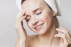 オイル？ミルク？自分の肌にあった「クレンジング剤」の選び方