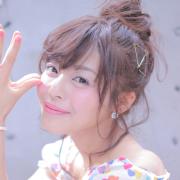 あとひとつの工夫がおしゃれのコツ♪簡単なのに可愛いまとめ髪をつくるポイントって？