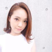 大人のボブは“おでこ”を見せる。エレガントも色気も『美シルエット』でつくっちゃう♪