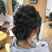 さりげなく垢抜けできる♡黒髪にインナーカラーがとってもオシャレ！