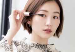 少しずつメイクを足していって終日美人顔に♪ ポーチin必須のアイテムを一挙紹介！