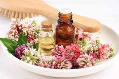 乾燥で傷んだ髪にツヤを与える方法！おすすめヘアオイル＆ケア方法