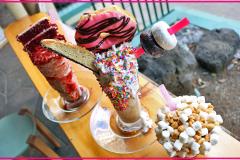 これぞ究極のスイーツ！？「ボルケーノシェイクス」の火山みたいなドでかいシェイク