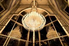 恵比寿ガーデンプレイスのクリスマス、世界最大級のシャンデリアが輝き放つ