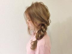 これでレベルアップを狙え！ちょっと不思議な編み方を使った簡単ヘアアレンジ
