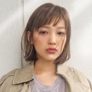 耳掛けでハイライトがチラリ♪ さりげなさがウワテな大人のプレイフルボブ | beautygirl ONLI