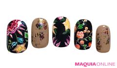 ロマンティックあふれる、刺繍風「レトロフラワー」ネイル | beautygirl ONLINE（マキアオンライ