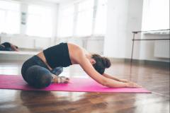 あのストレッチがパワーアップ！前屈や開脚の効果を高めるポイント