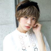 ヘアバンドなら時短で簡単かわいく♡長さ別ヘアアレンジまとめ