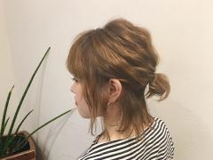 短めヘアさんにオススメ簡単オシャレなハーフアップシニヨン☆ヘアゴム１つでできる！