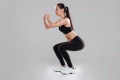 どこまでしゃがむ？スクワット専門家オススメの「深さと角度」