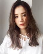 ナチュラルで感度高め！  ハイライトがきらめくニュアンシーロング | beautygirl ONLINE（マキア