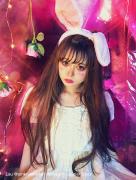 ゆめかわ“ホログラムチーク”にきゅん♡ハロウィンメイクはこれで決まり！