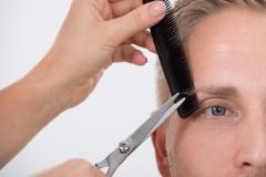 理想の眉毛を手に入れる！眉毛カットの極意を伝授します♡