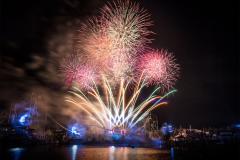 USJカウントダウン2018、限定ミニオン＆豪華アーティストと最高の年越し