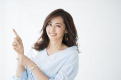 Q.アイメイクをキレイに落とす方法は？有村実樹が動画で伝授！【スキンケア動画vol.10】 |