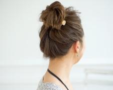 お団子ヘアアレンジ｜ボブもロングも超簡単！可愛い「お団子ヘア」のやり方 |