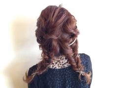 ゆるふわヘアアレンジがやっぱりかわいい！文学少女みたいなフィッシュボーンアレンジ