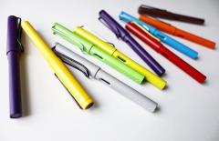 “プチ”から“本格”ギフトまで♡世界のおしゃれなロングセラー文房具