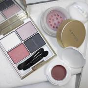 美賢者インスタグラマー10人がGET♡みんなの「＃クリスマスコフレ」大公開！