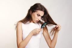 白髪を発見して抜くのはNG？抜かずにできる正しいケア方法