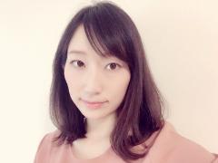 低刺激のクレンジングとドクターズコスメで、陶器肌に！【すっぴん女子#42】 |