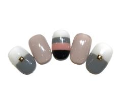 バイカラー×マルチボーダーのモードネイル【365日ネイル】 |