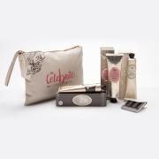 クリスマスコフレだけじゃない♡今買えるお得な『ポーチ付き限定コスメキット』