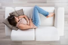 ぽっこりお腹の正体！？レディには辛いお腹のガスだまり解消法