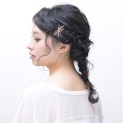 編み込みで髪型ランクアップ！テクニックが光るスタイル＆やり方特集