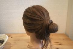 【動画あり】流行のメッシーバンで簡単ヘアアレンジ！お出かけにもオフィスにも♪