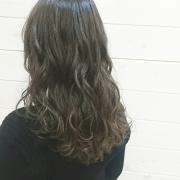 【2017AW】今季のヘアカラーイチオシはグレーアッシュ！