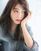 トレンドのボルドーリップを肌なじみ良く見せるワンポイントテクニック☆