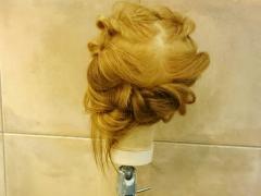 不器用さんのためのまとめ髪！簡単テクニックでミディアムヘアでもアップに