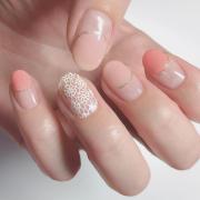 簡単な塗り方もご紹介♡実はこんなに種類があった「フレンチネイル」図鑑