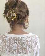 ヘアピンでおしゃれな髪型に！正しい付け方と簡単アレンジお教えします♡