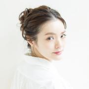 髪を巻かなくてもおしゃれで可愛い！ おだんごアレンジ【プロセス動画で解説】 | lMAQUIA