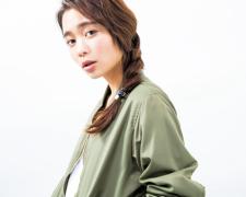 超簡単ヘアアレンジ19選【動画つき】｜プロが教えるロング・ストレートなどの簡単アレンジ