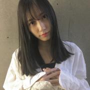 黒髪×セミロングに周りもきゅん♡魅力を引き出す人気スタイル